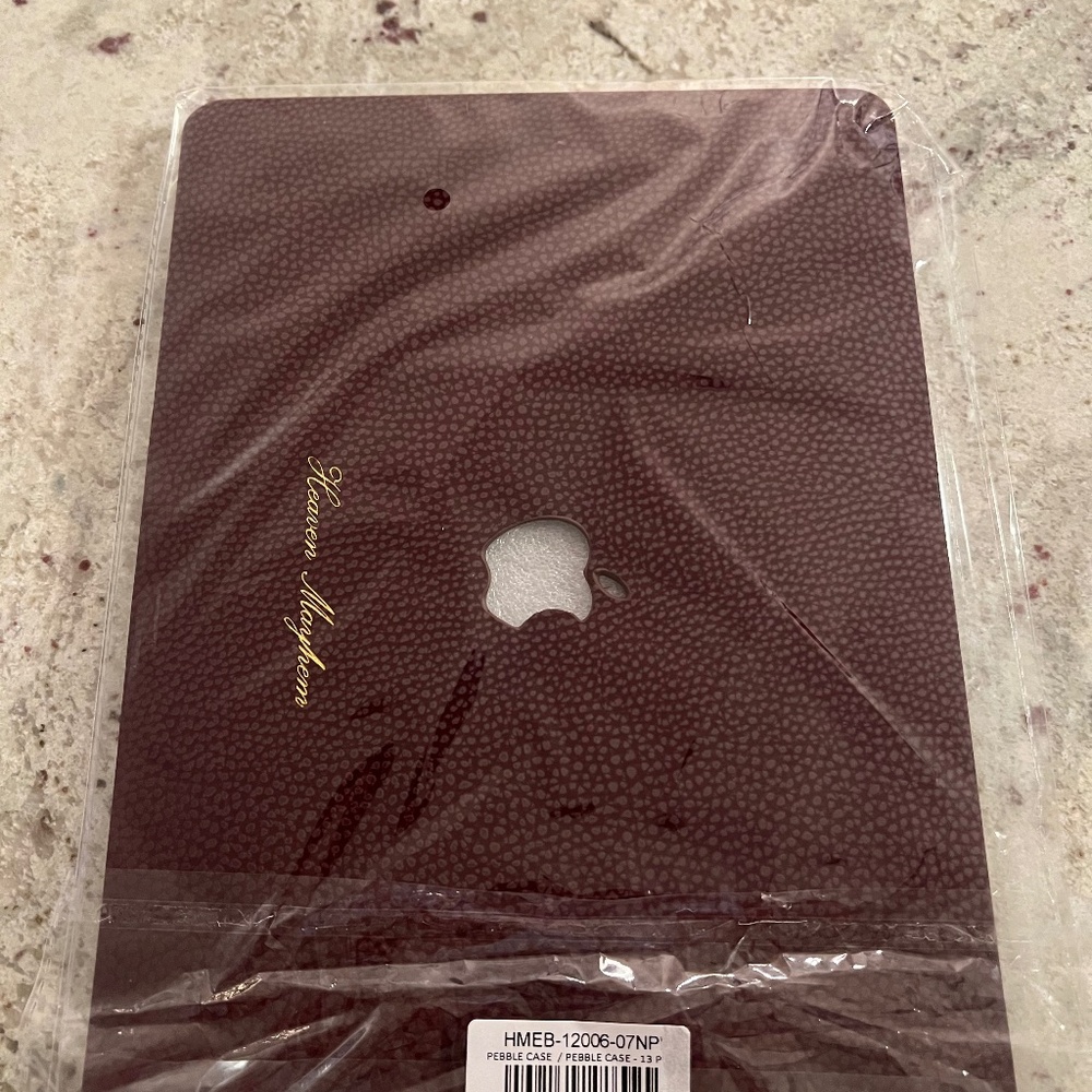 HEVEAN MAYHAM laptop cover